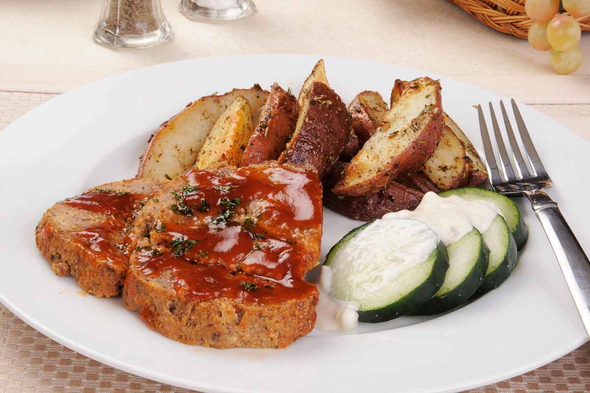 Meatloak With Vegetable Plate
